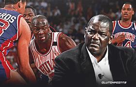 开云体育-底特律活塞清晨完成体检，志在CBA常规赛名次提升，媒体盛赞，轮换策略成焦点的简单介绍